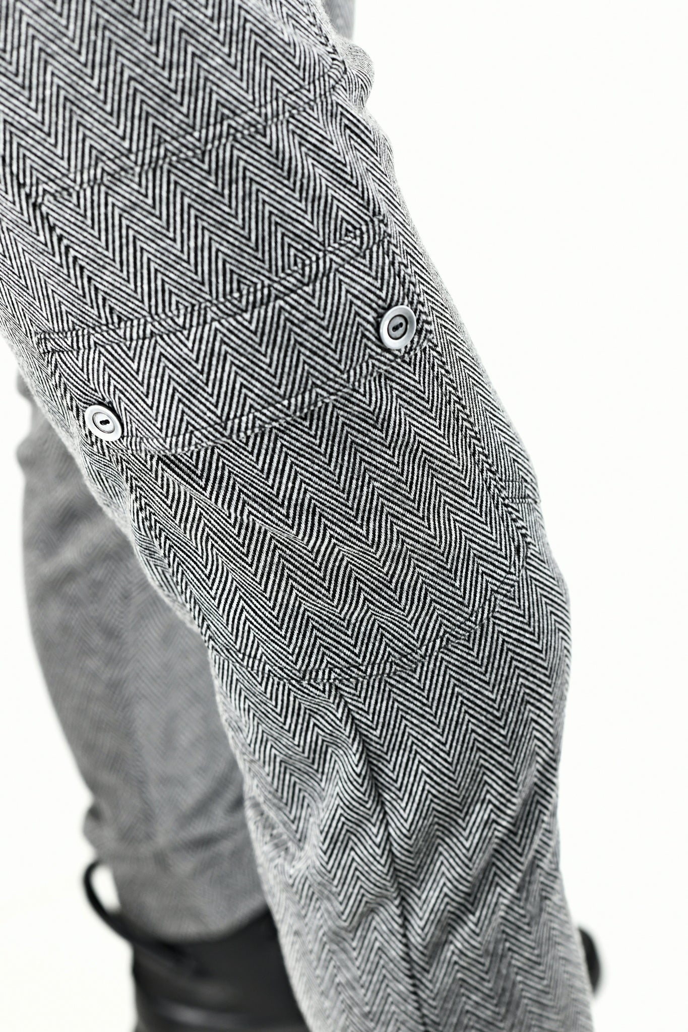 Menswear Grey Herringbone Cargo Jogger Pants ZG5634