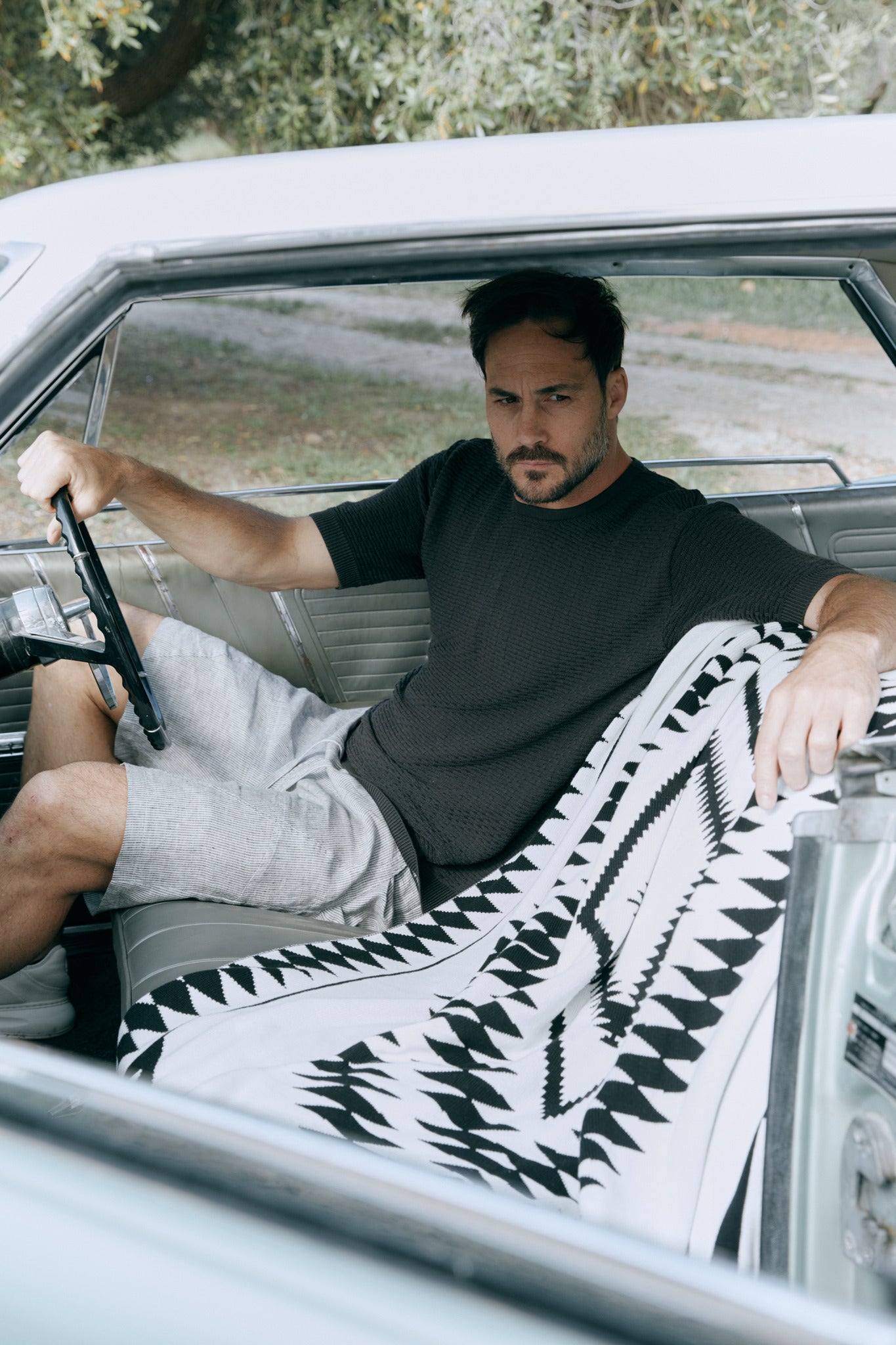Black and White 100% Organic Cotton Throw / Blanket ZG5756