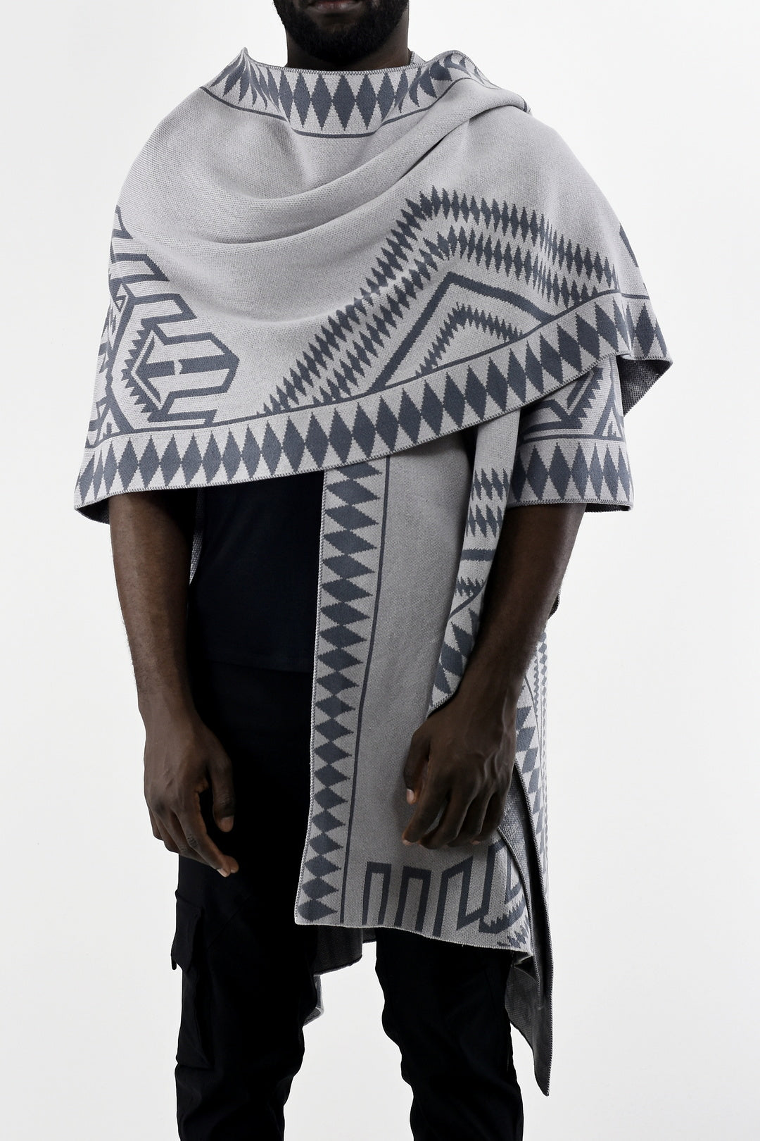 Menswear Knitted Jagged Poncho in Slate and Grey ZG5538