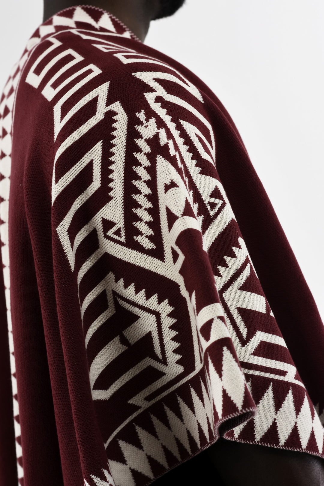Menswear Knitted Jagged Poncho in Maroon and Cream ZG5537