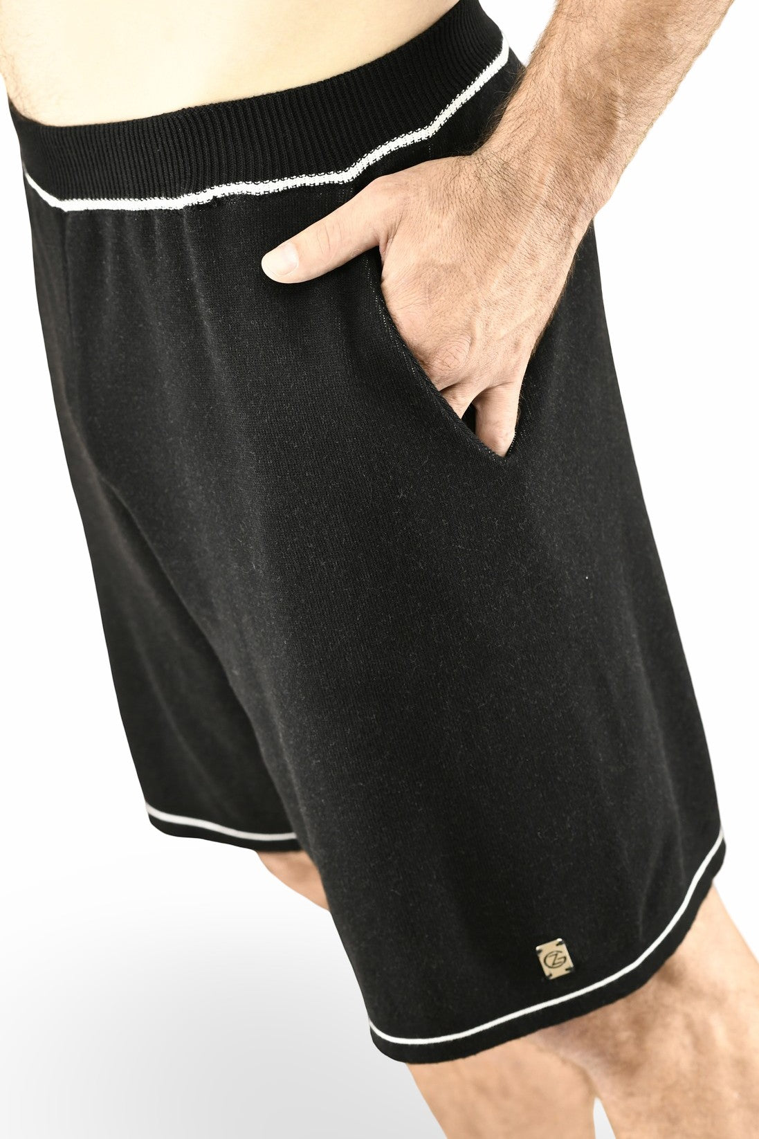 Men's Black Cotton Tipped Knitwear Shorts | ZG5804