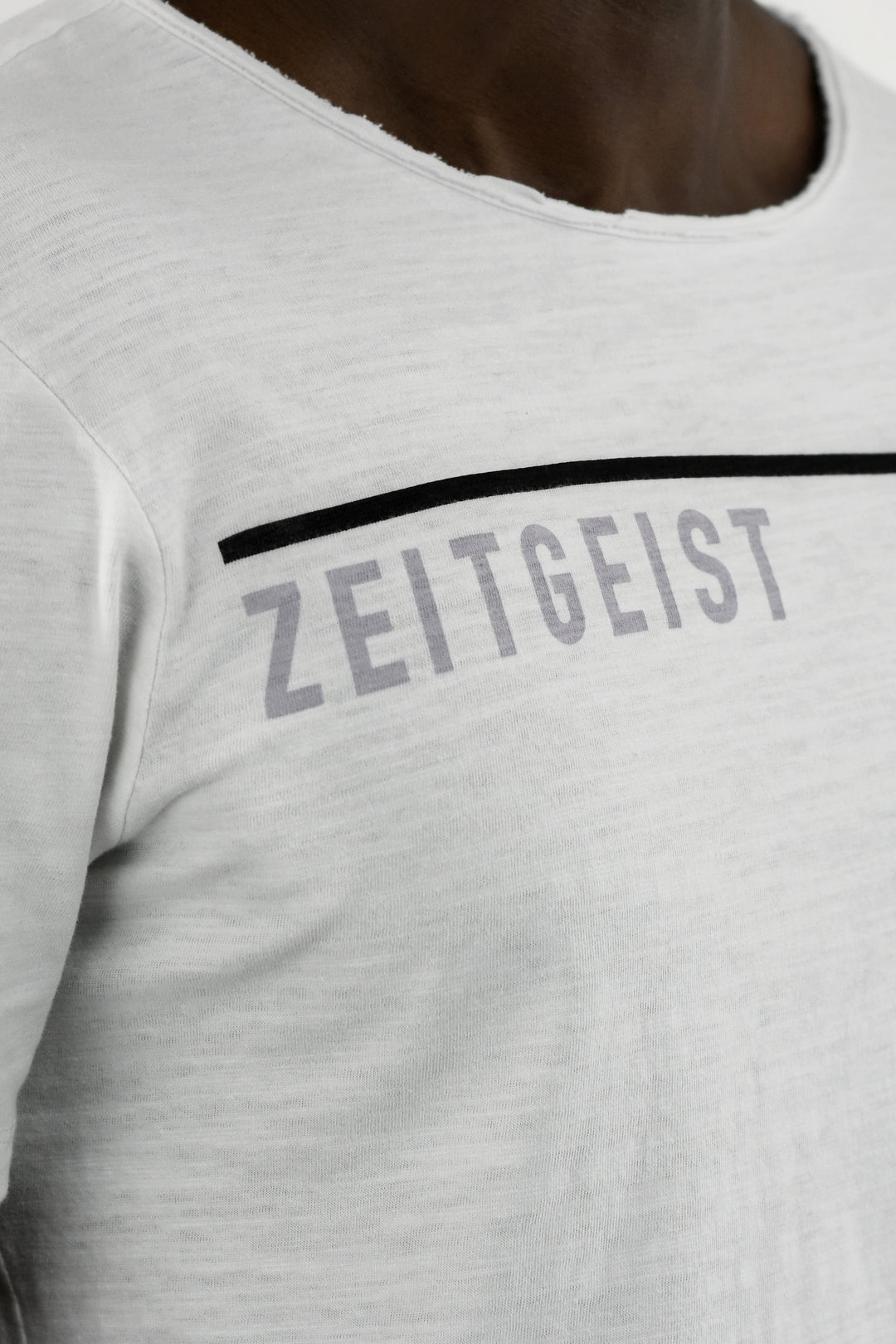 Mens White Logo T ZG5280