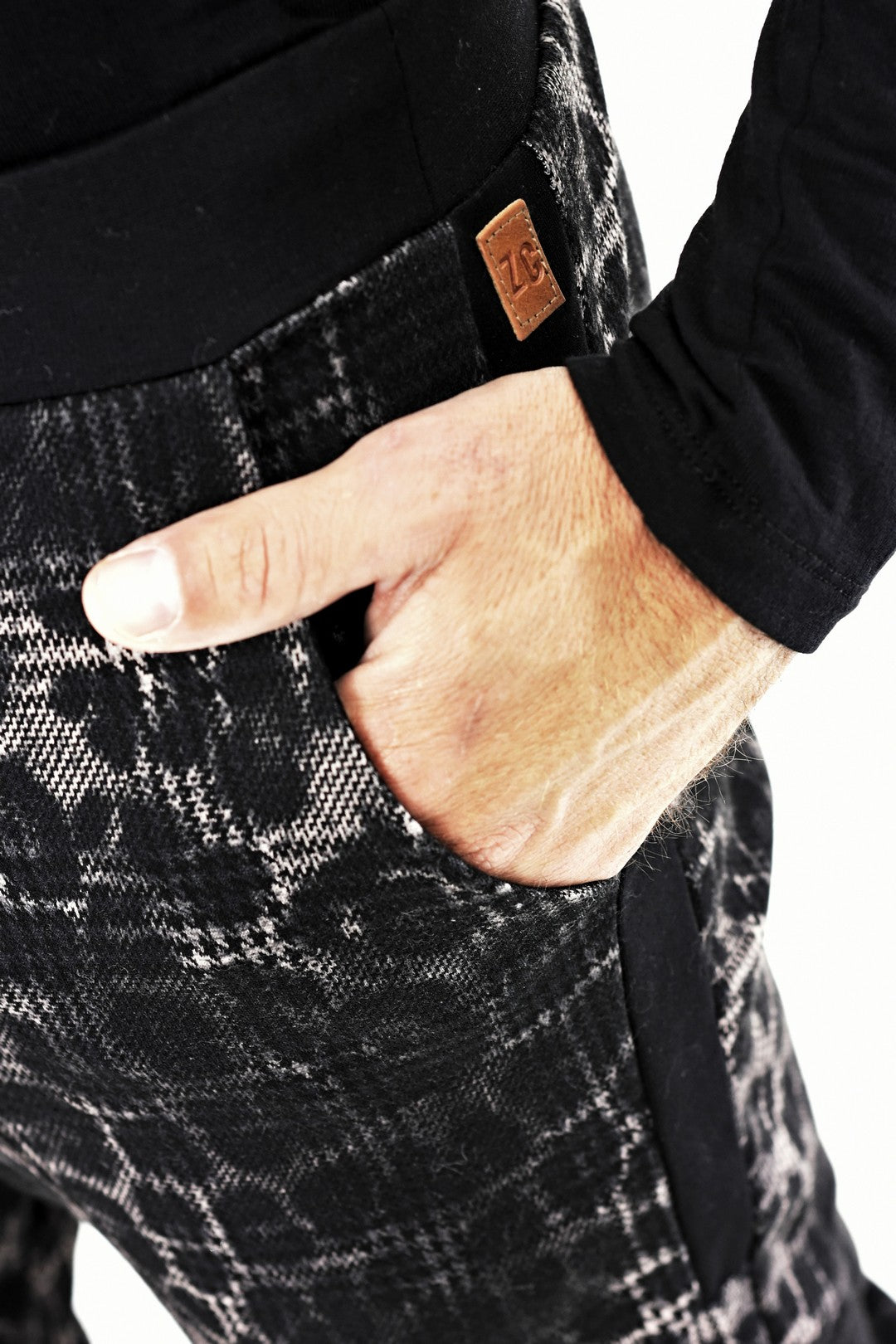 Mens Leopard and Houndstooth pull on pants ZG5327