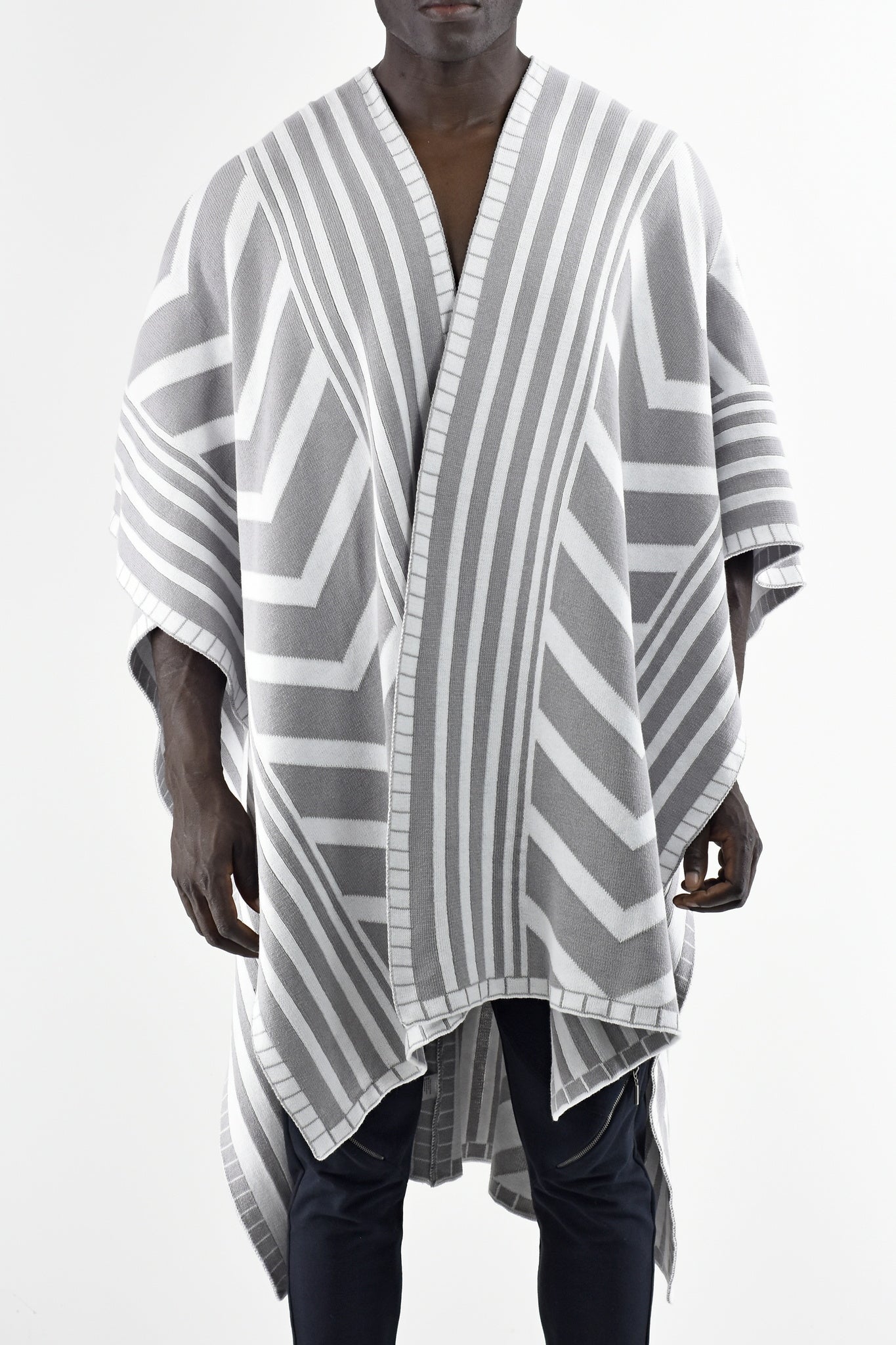 Menswear Knitted Zebra Poncho in Grey and Off-white ZG5478