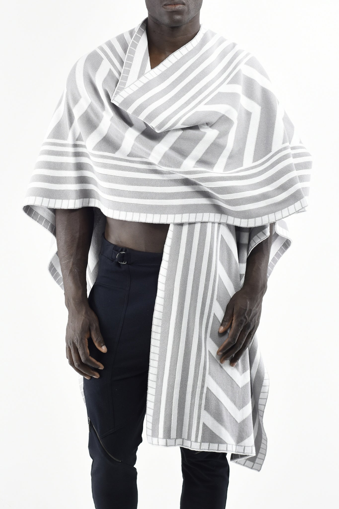 Menswear Knitted Zebra Poncho in Grey and Off-white ZG5478