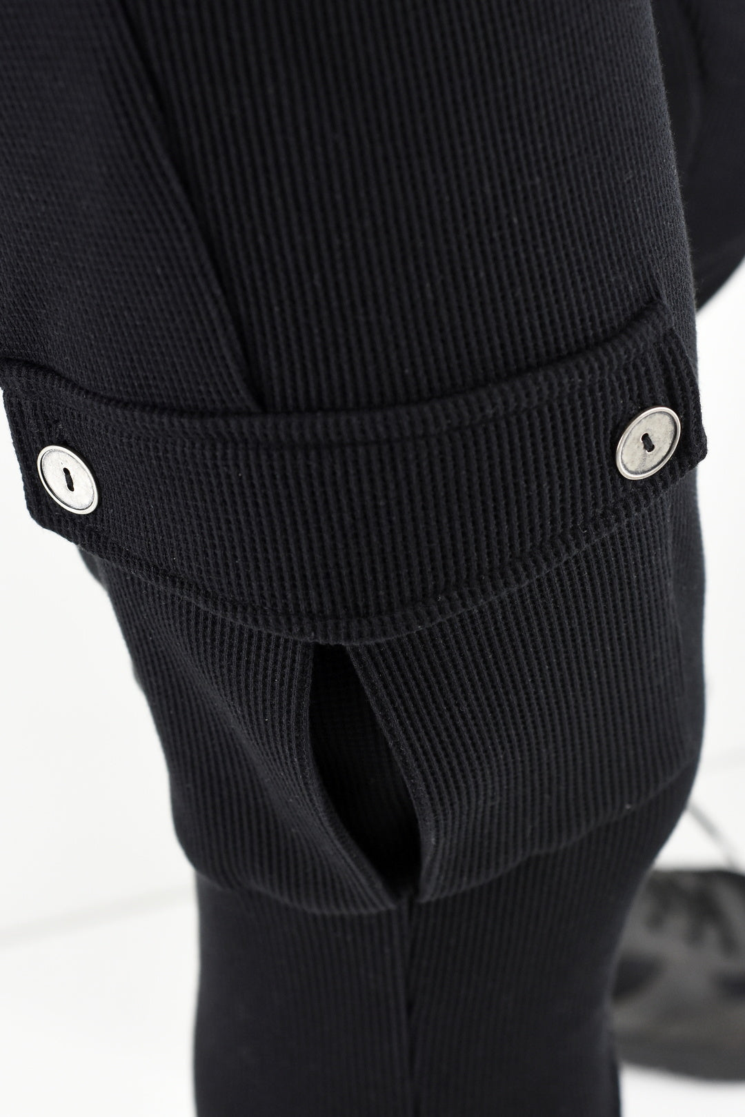 Menswear Black Waffle Cargo Pull on Pants ZG5522