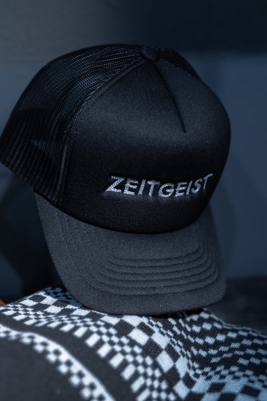 Zeitgeist Cap Black with White tacking stitch ZG5473