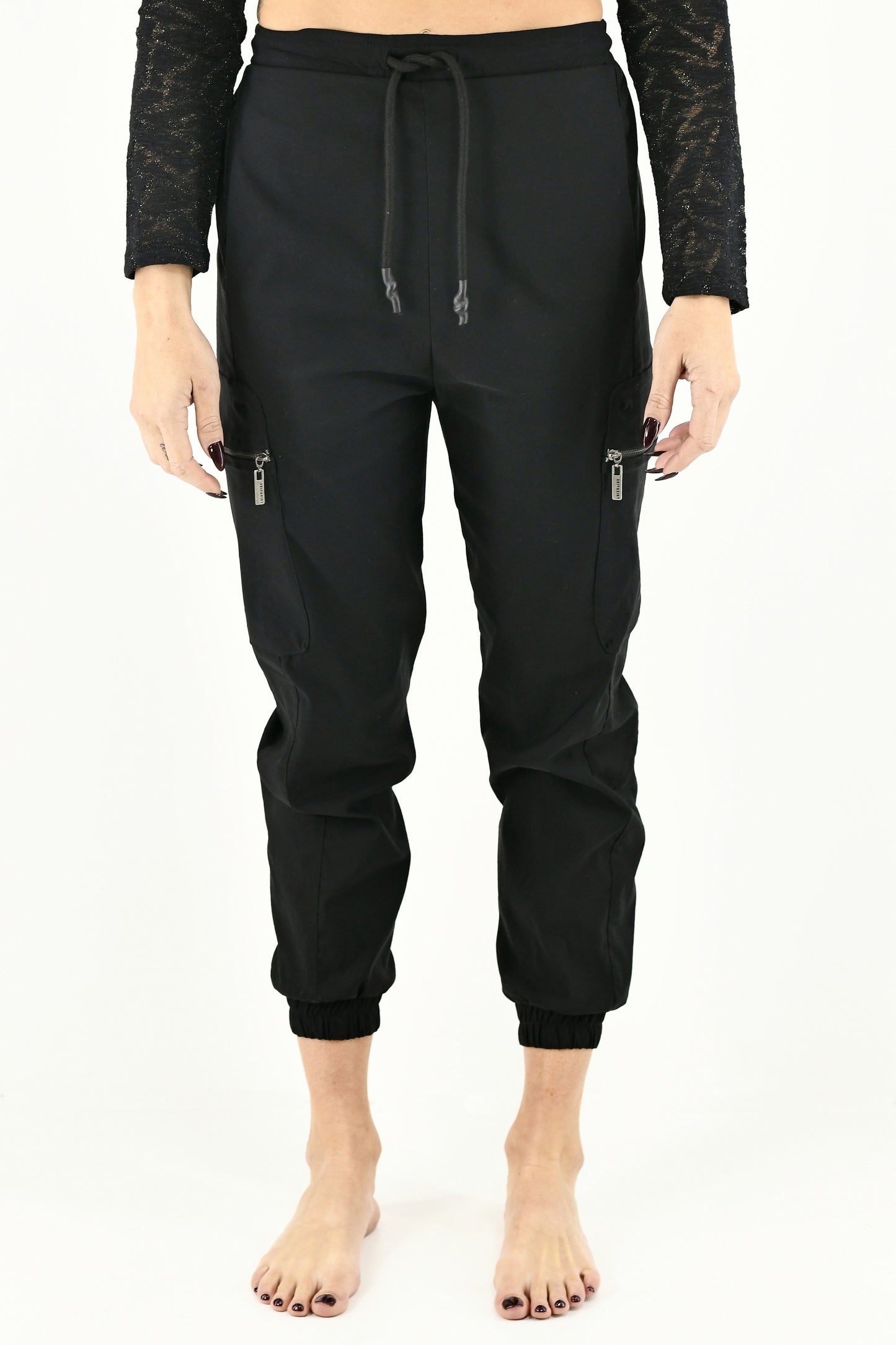 Women’s Black Zip Cargo Jogger ZG5595