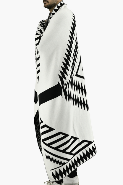 Black and White 100% Organic Cotton Throw / Blanket ZG5756