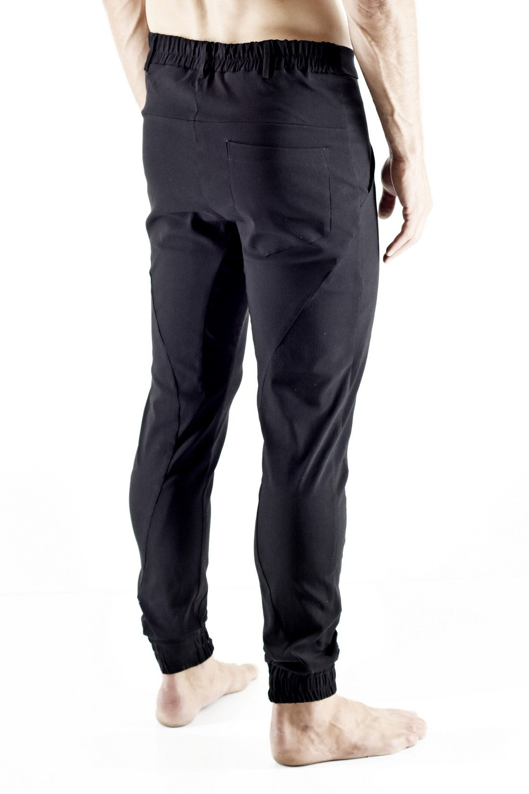 Mens Pants Black with Pocket Detail and Elasticated Cuff ZG5175